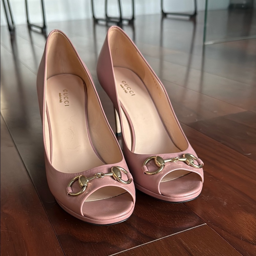 Brand New Gucci Pink Peep-Toe Women's Shoes